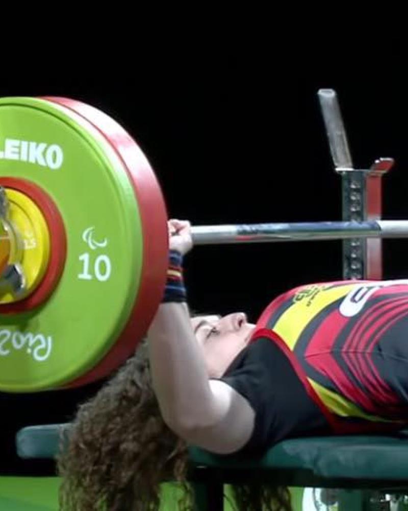 Powerlifting - Federaci�n Extreme�a de Deportes para personas con Discapacidad F�sica