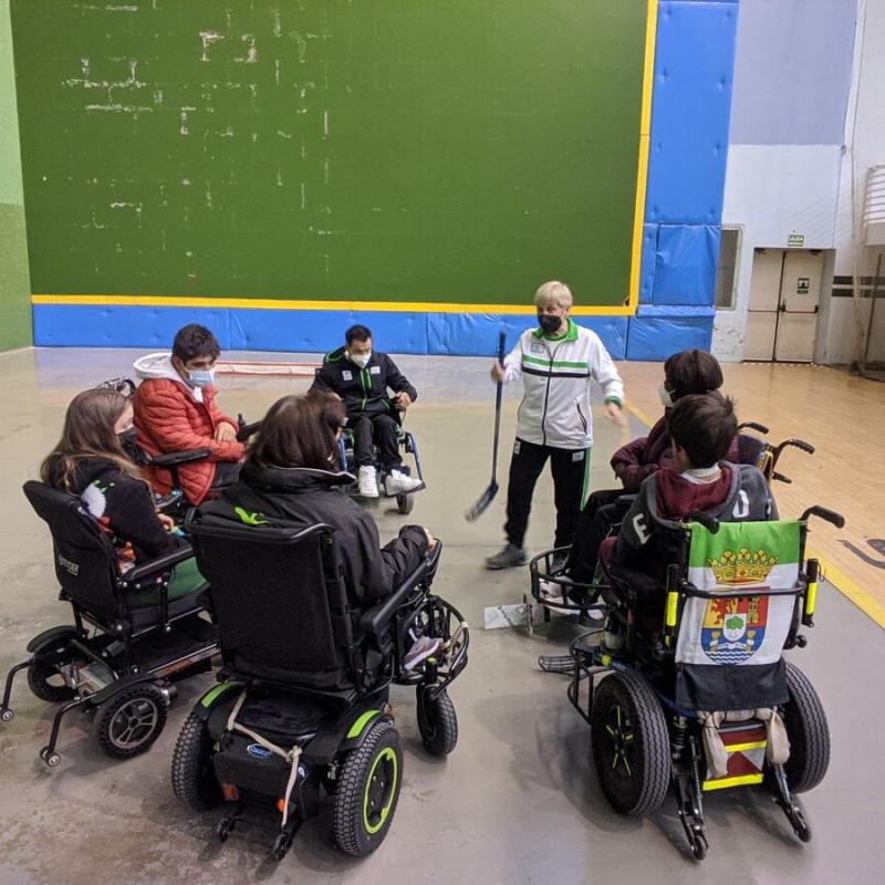 Hockey SRE | Federaci�n Extreme�a de Deportes para personas con Discapacidad F�sica